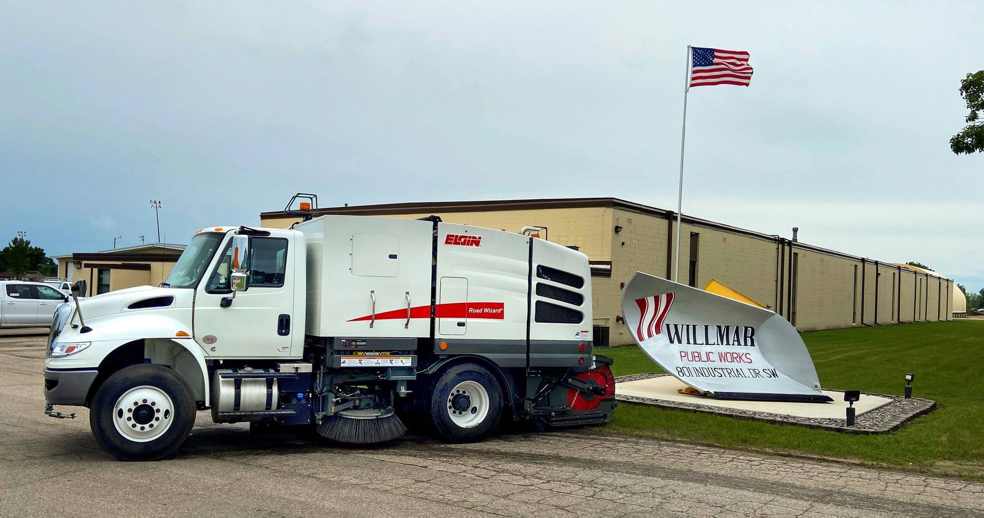 Deliveries MacQueen Equipment